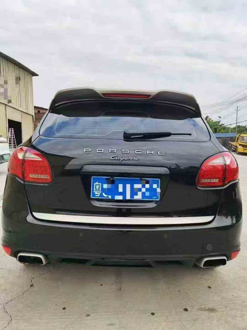 钦州15年保时捷卡宴9