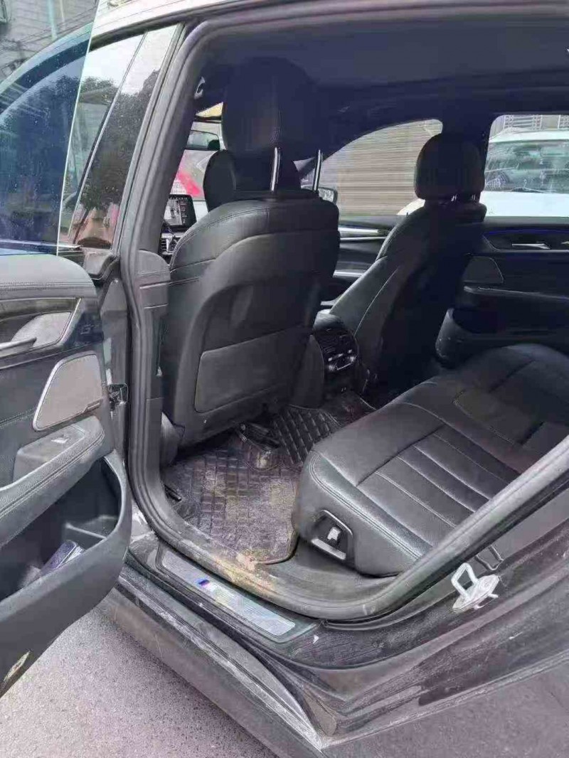 常德22年宝马6系3