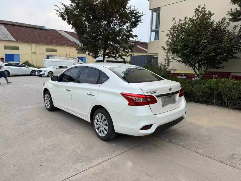 徐州22年日产轩逸3