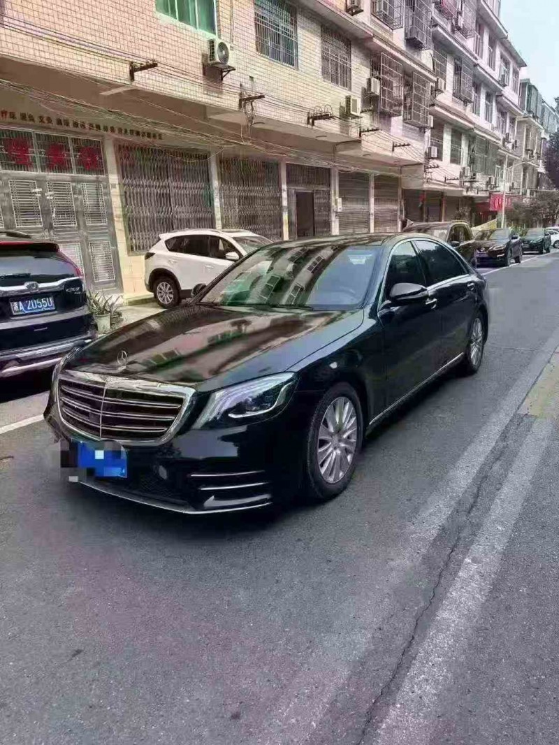 张家界17年奔驰S2