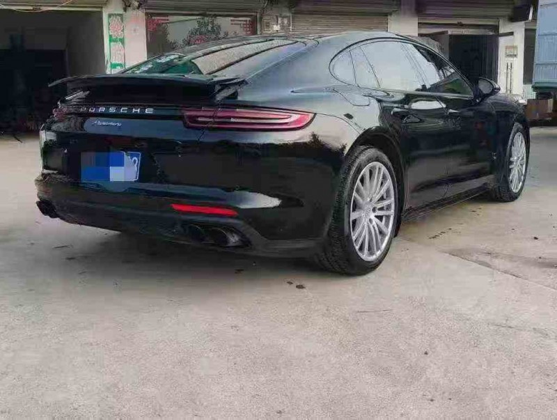 南平18年保时捷帕拉梅拉5