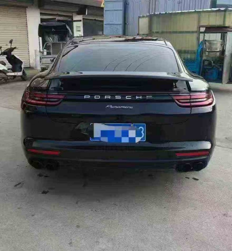 南平18年保时捷帕拉梅拉6