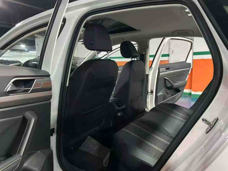 成都24年大众朗逸6