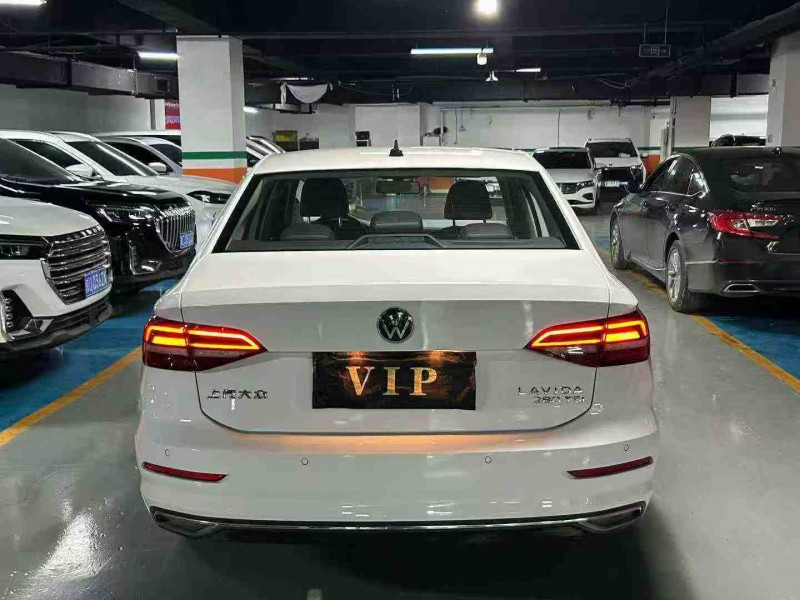 成都24年大众朗逸8