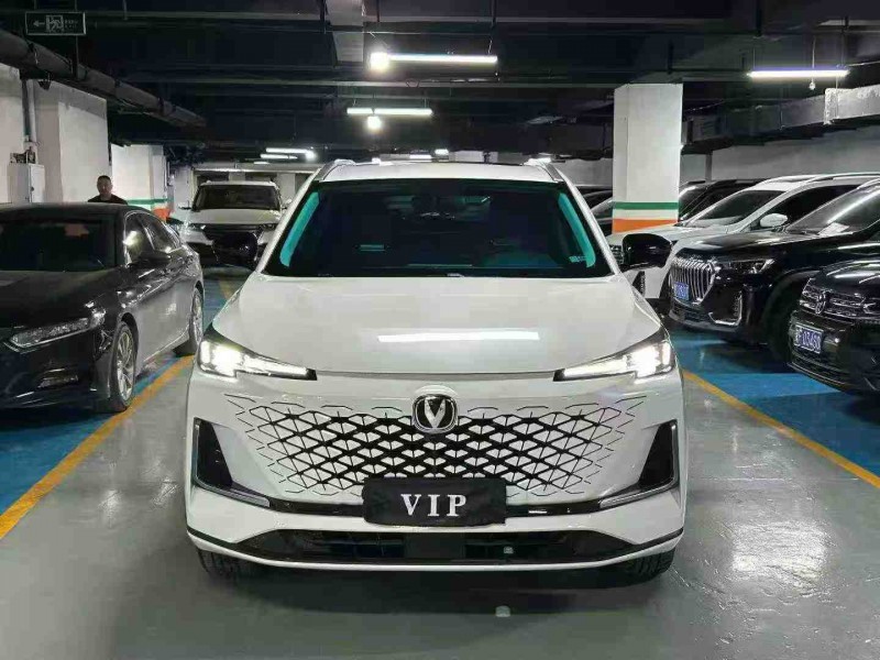 成都24年长安汽车CS551