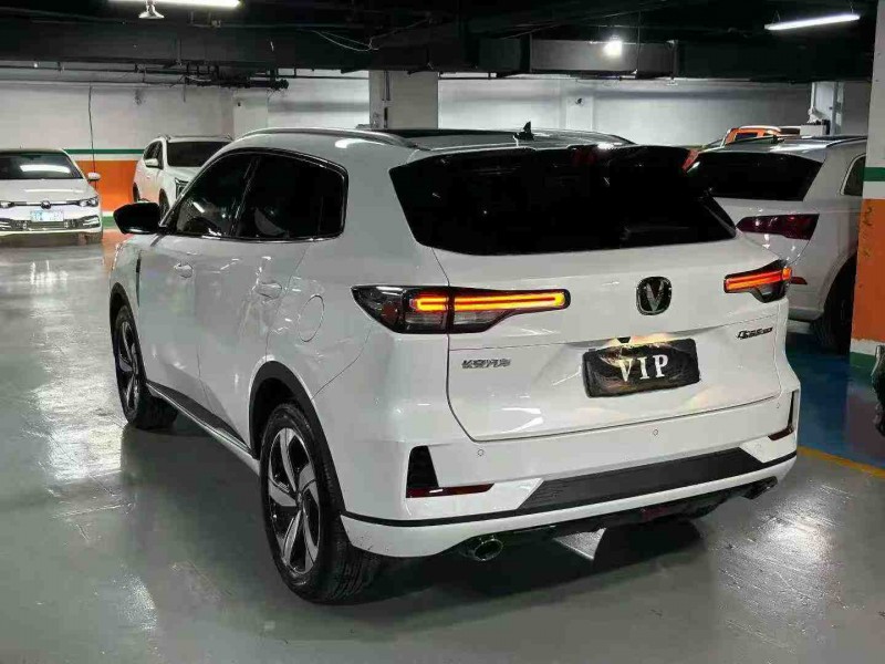 成都24年长安汽车CS557