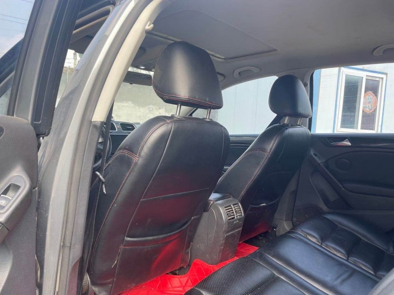 济宁12年大众高尔夫5