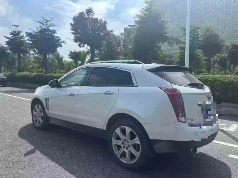 湛江16年凯迪拉克SRX7