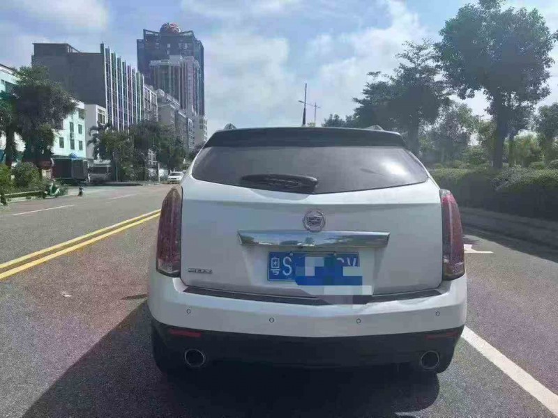 湛江16年凯迪拉克SRX8