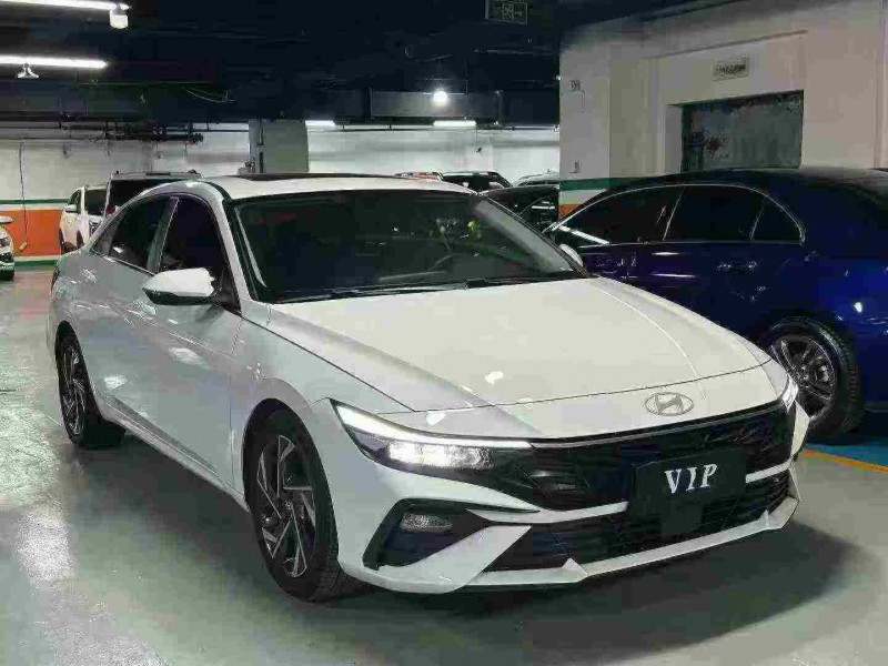 成都24年现代伊兰特2