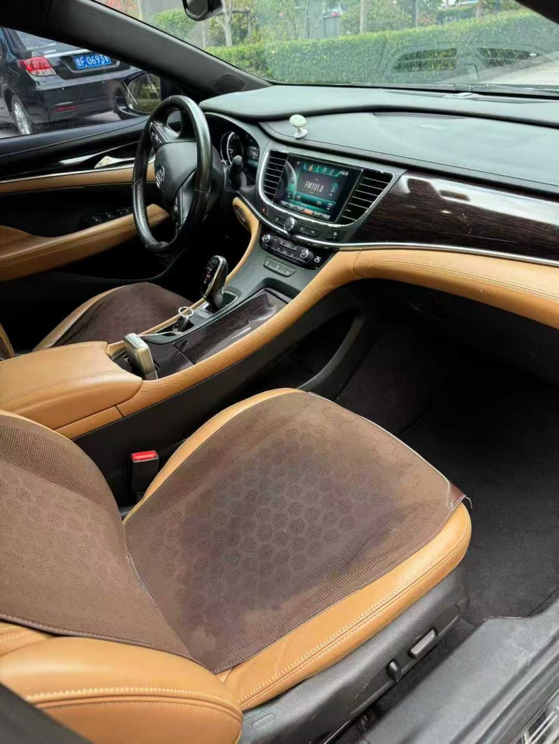 烟台18年别克君越6