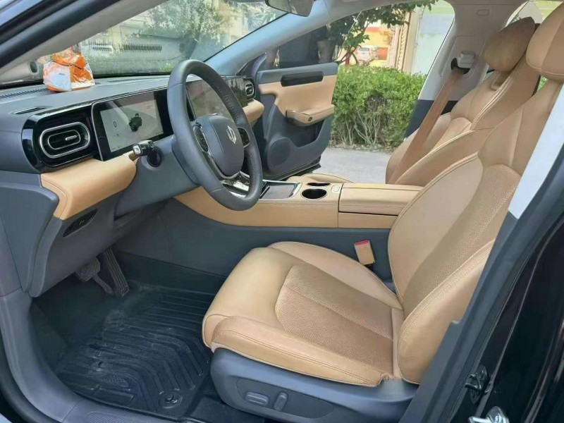 徐州24年零跑汽车C015