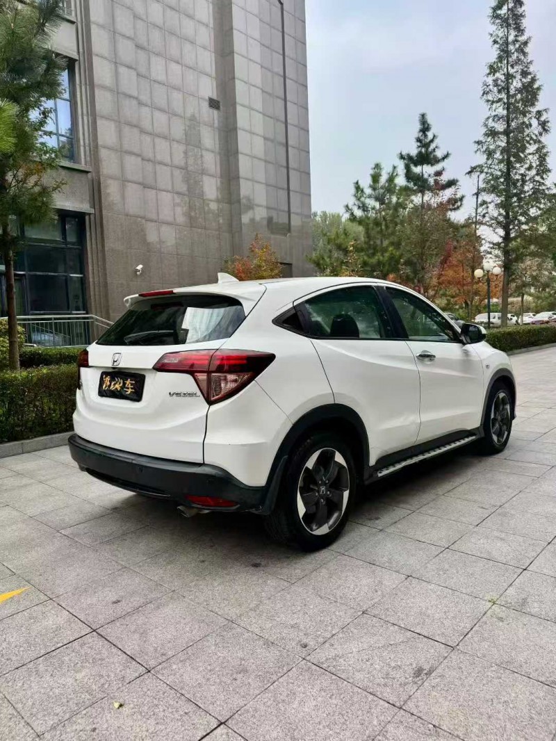 烟台17年本田缤智9