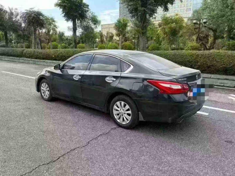 湛江17年日产天籁7