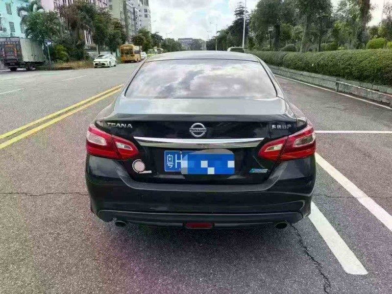 湛江17年日产天籁8