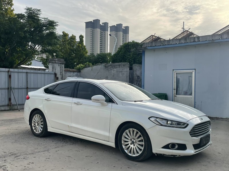 济宁14年福特蒙迪欧3