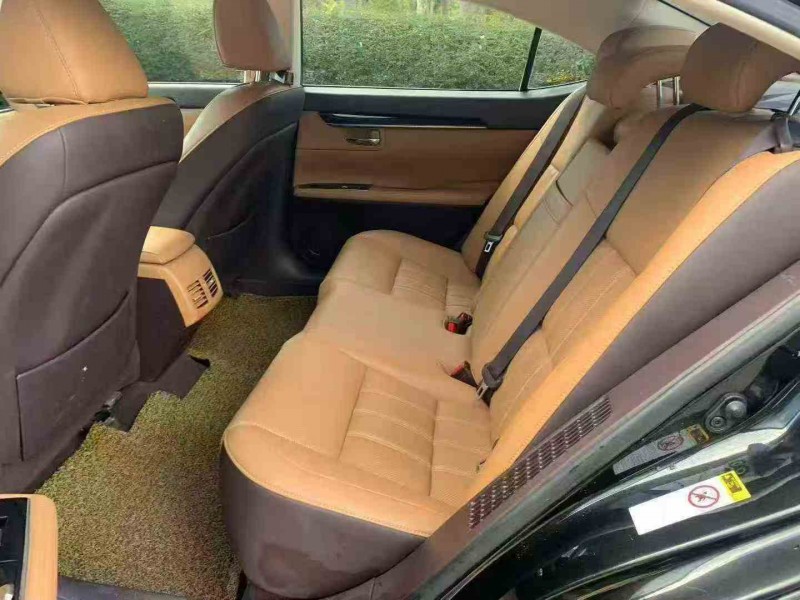 湛江16年雷克萨斯ES5