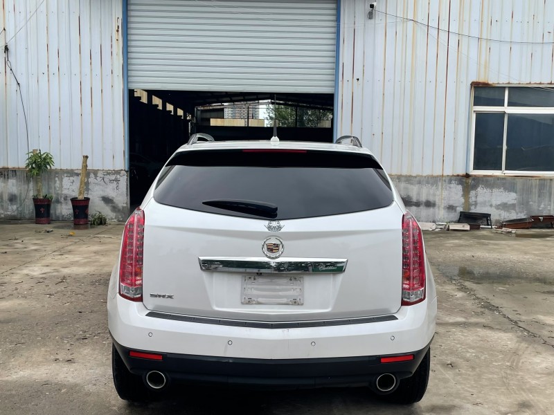 济宁15年凯迪拉克SRX9