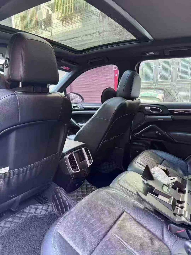 湘潭14年保时捷卡宴5