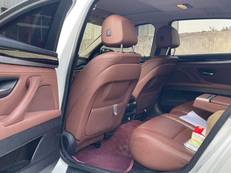 济宁16年宝马5系5