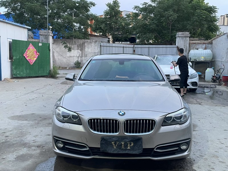 济宁17年宝马5系1