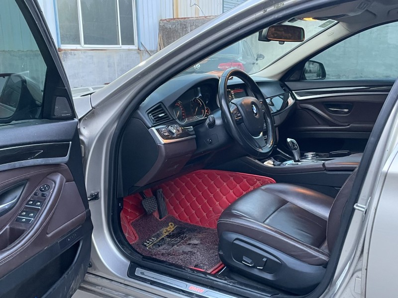 济宁17年宝马5系5