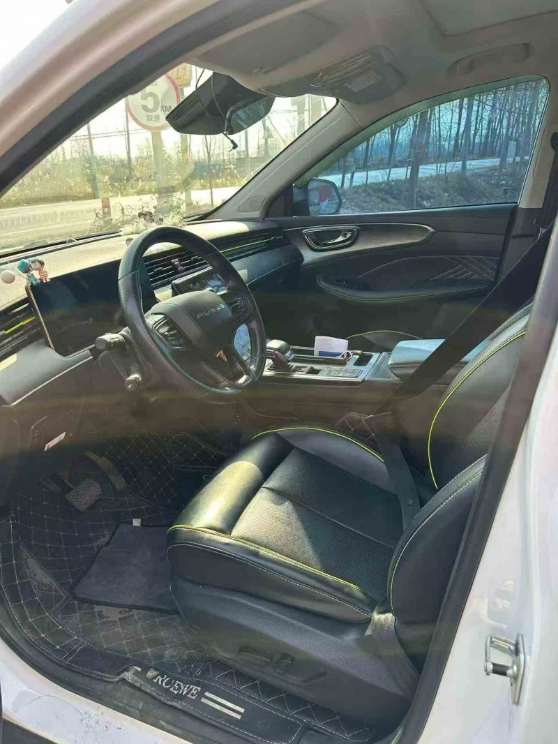 安庆22年荣威RX54