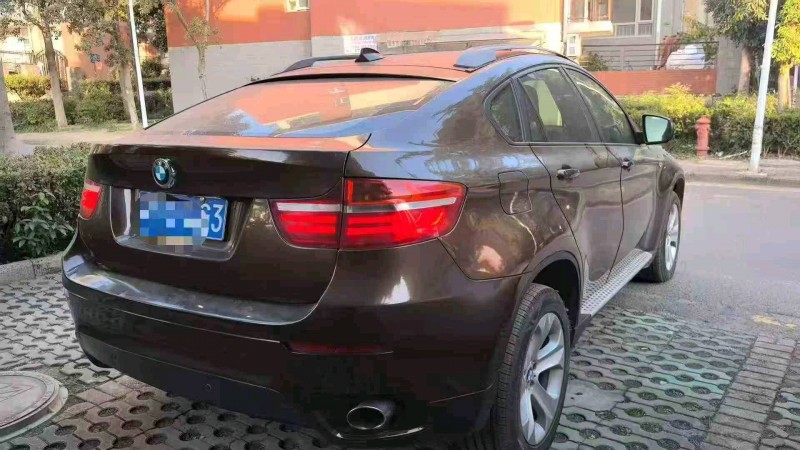 宜昌14年宝马X68