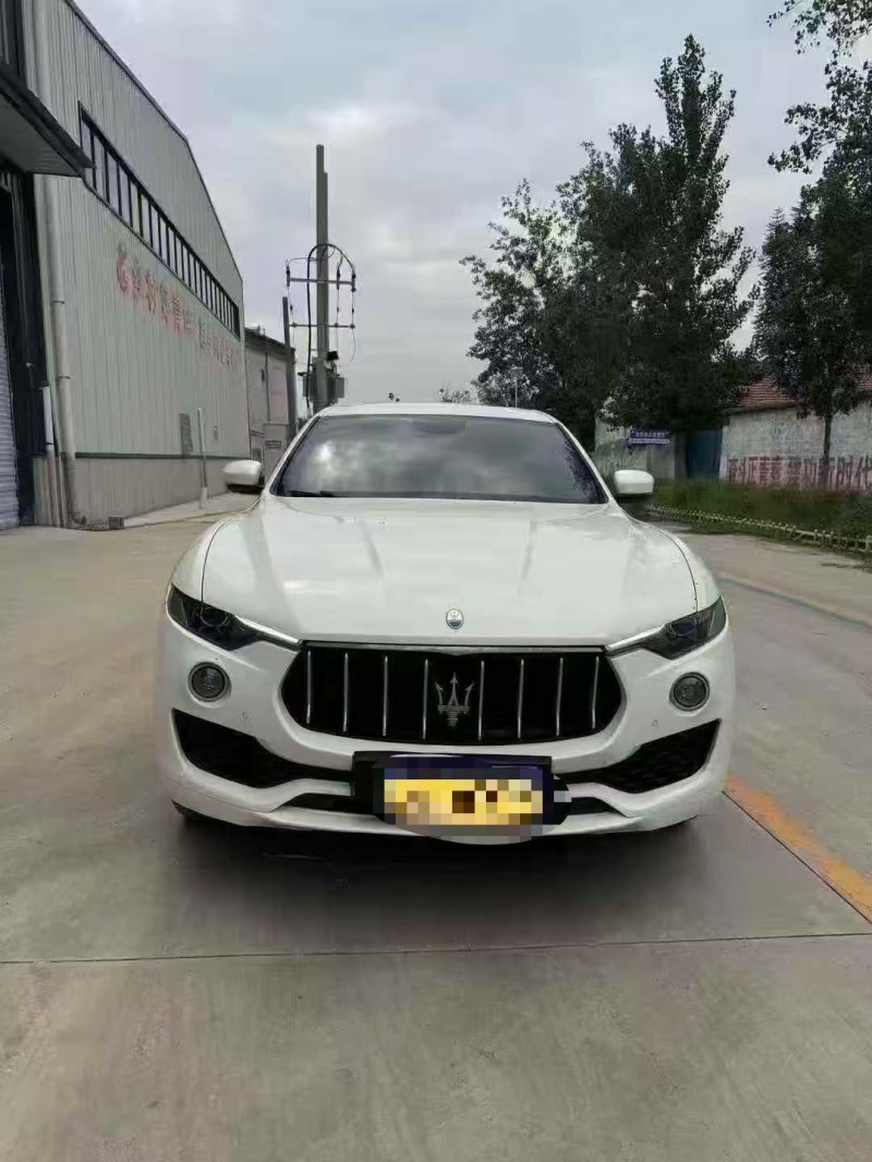 菏泽17年玛莎拉蒂Levante1