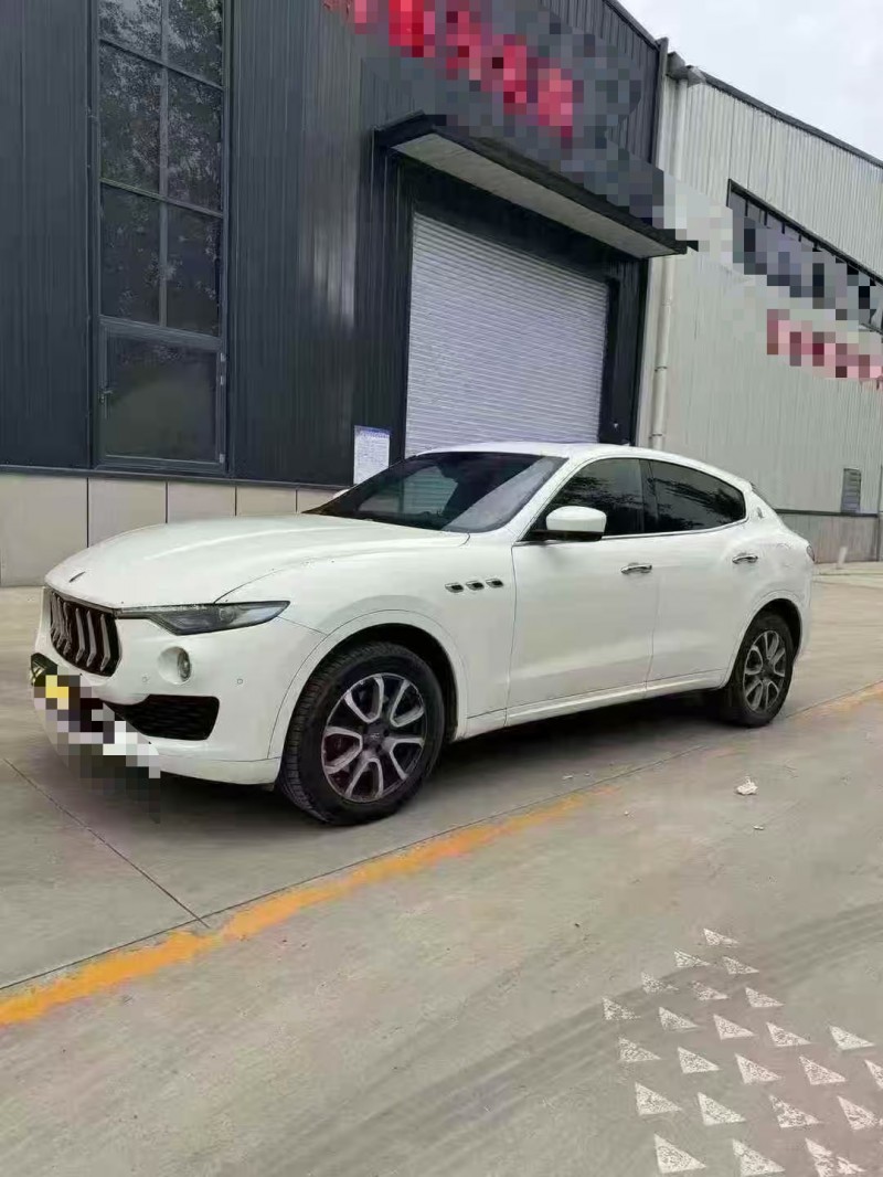 菏泽17年玛莎拉蒂Levante3