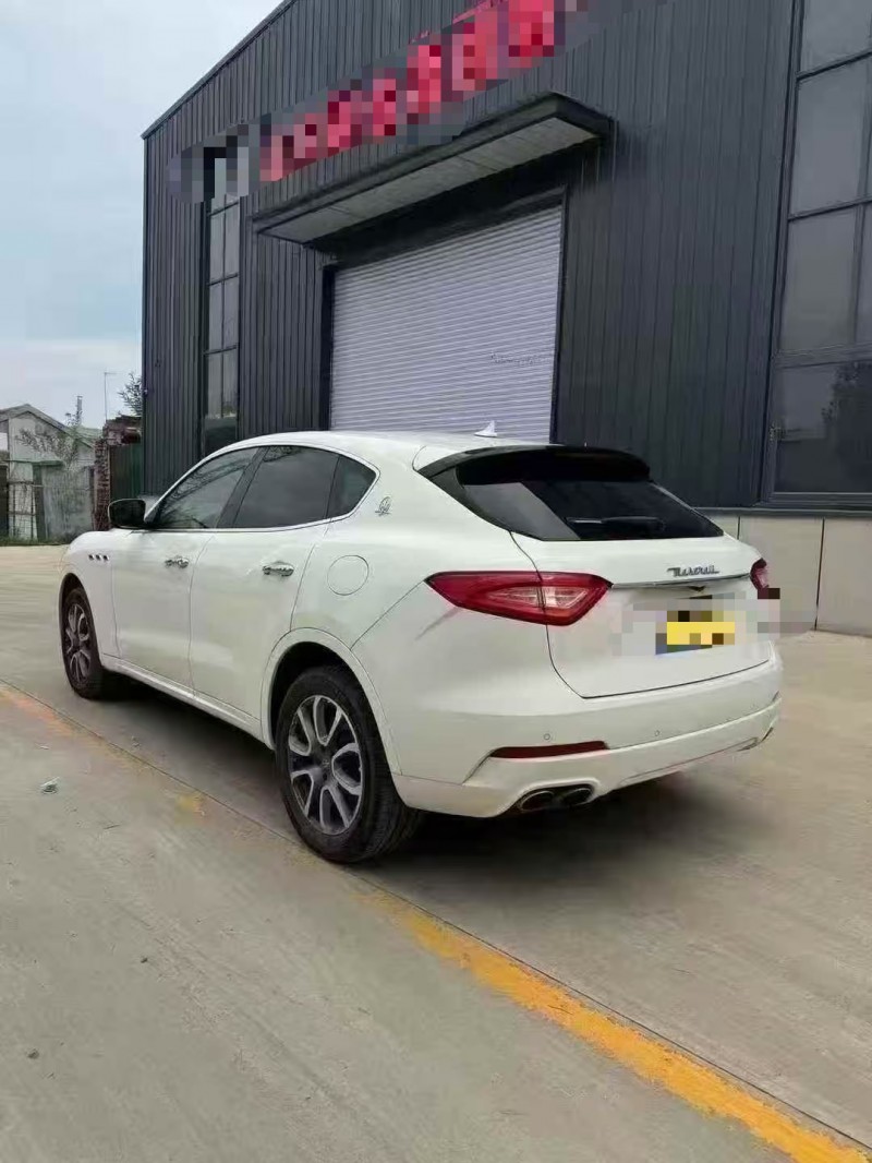 菏泽17年玛莎拉蒂Levante7