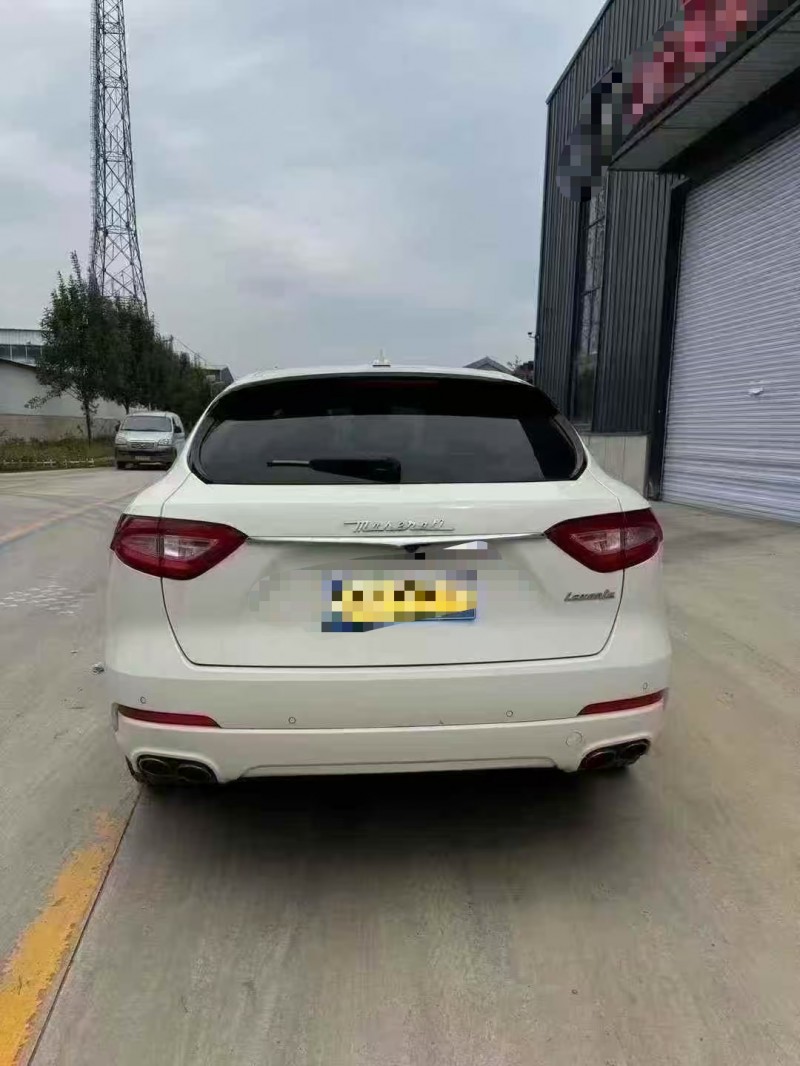 菏泽17年玛莎拉蒂Levante9