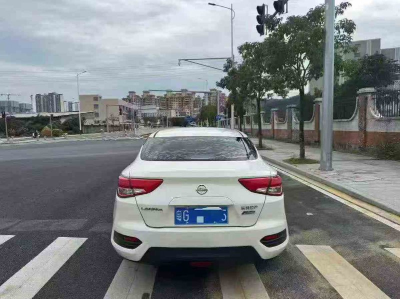 湛江19年日产蓝鸟7