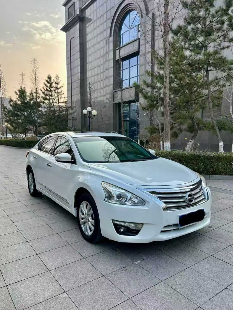 烟台14年日产天籁3