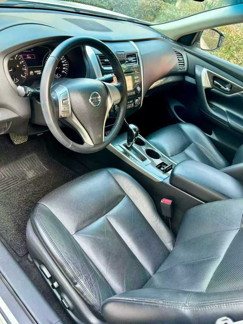 烟台14年日产天籁4