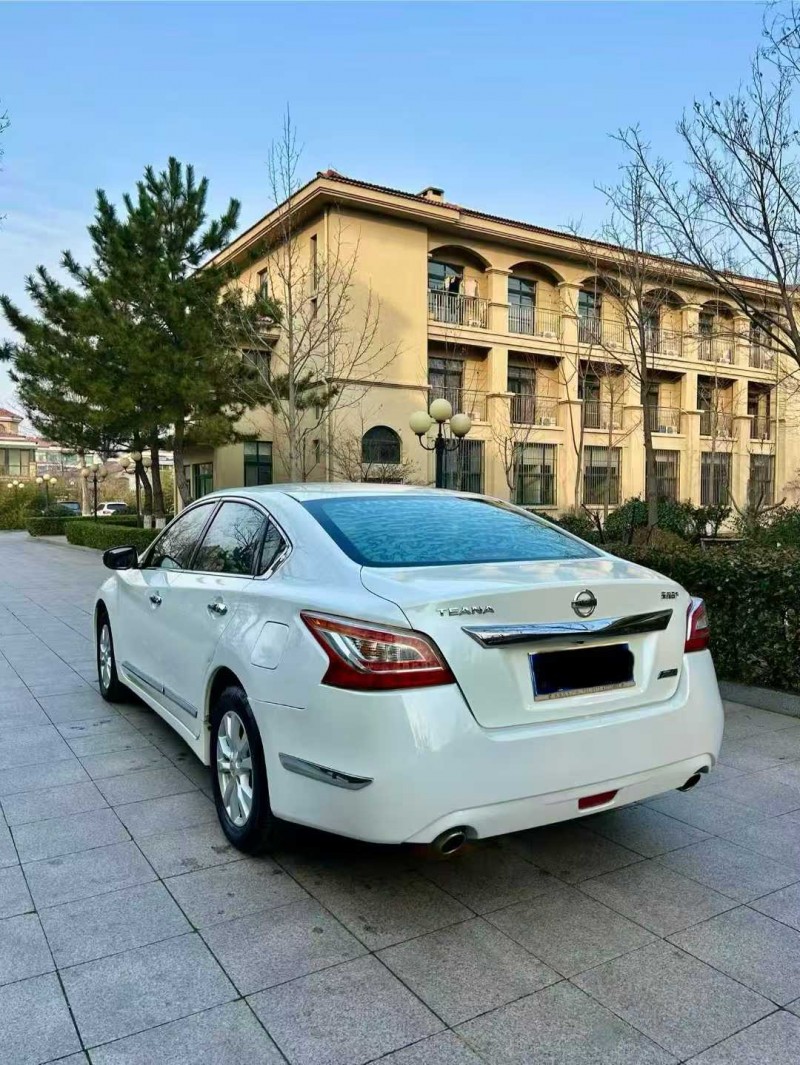 烟台14年日产天籁9