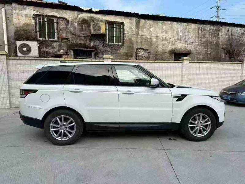 湛江17年路虎揽胜运动7