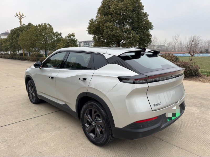 盐城25年东风风神5