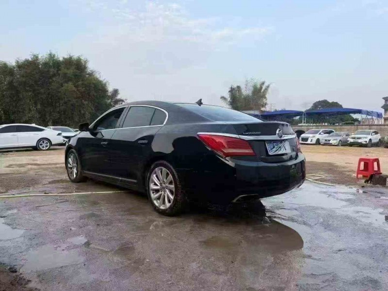 湛江15年别克君越7