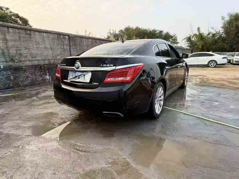 湛江15年别克君越8