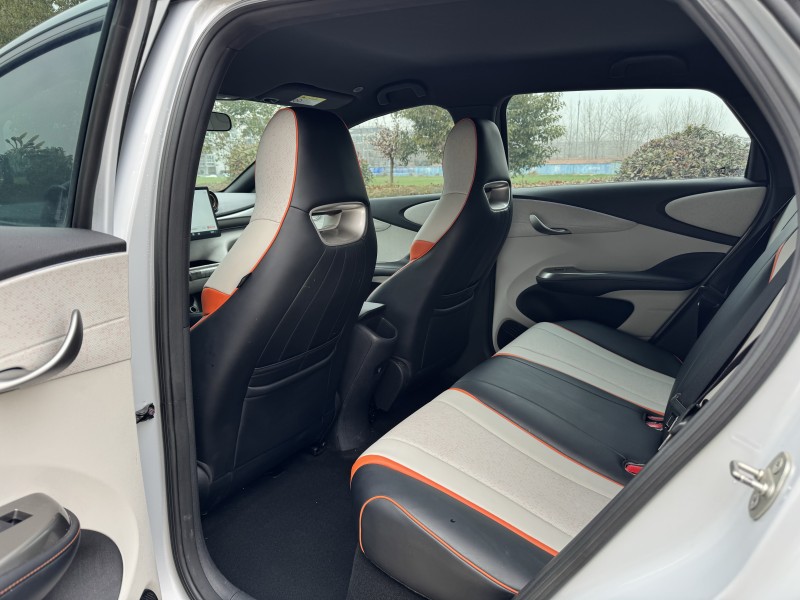 盐城22年比亚迪海豚7