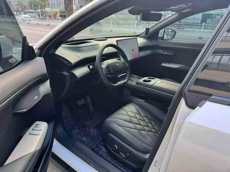 湛江23年长安汽车深蓝4