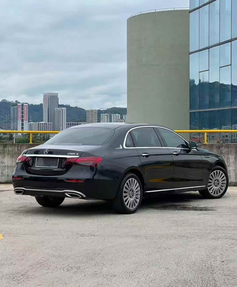 广州22年奔驰E3