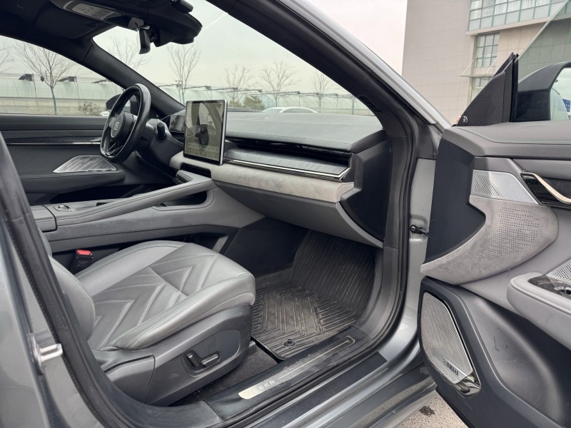 盐城22年极氪汽车0019