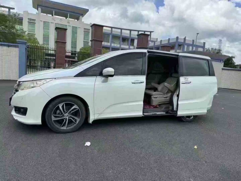 珠海17年本田奥德赛3