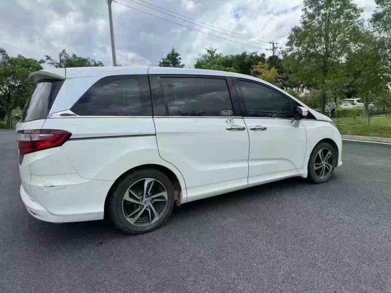 珠海17年本田奥德赛7