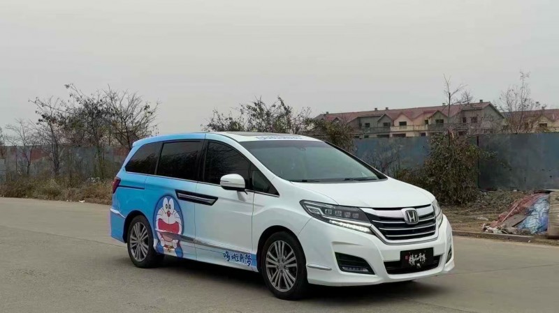 青岛18年本田艾力绅3