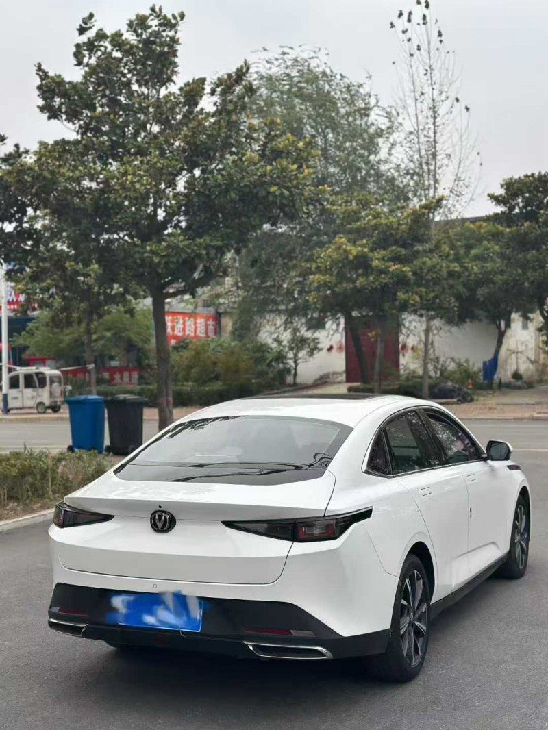 枣庄24年长安汽车逸动4