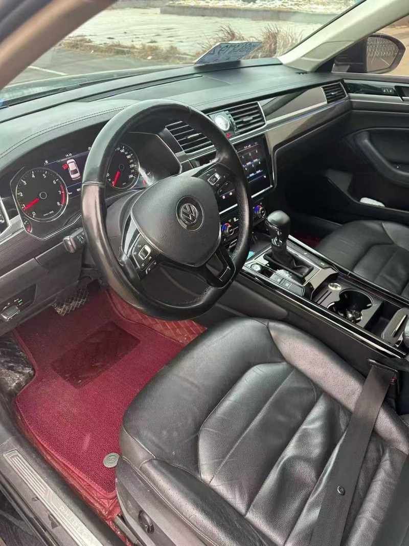 枣庄19年大众辉昂9