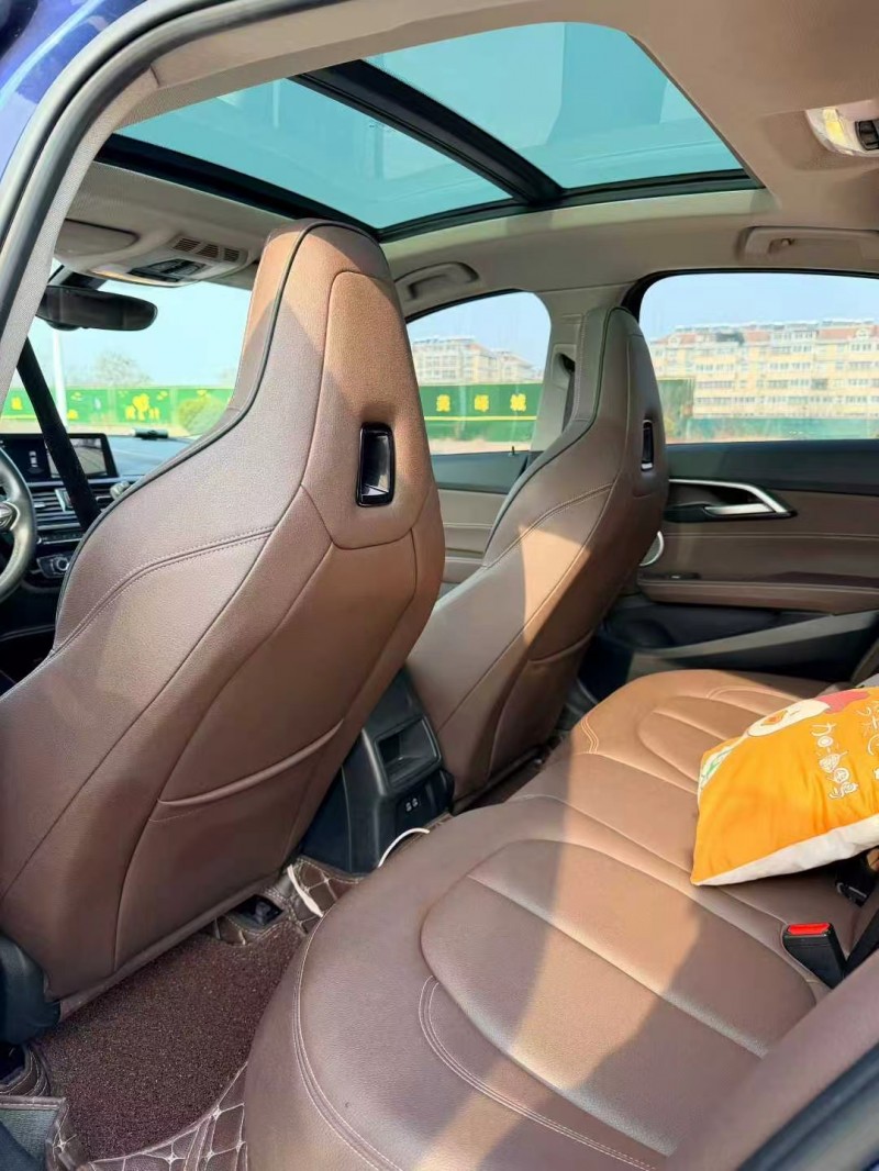 枣庄21年宝马1系8